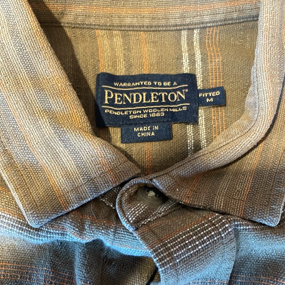 Pendleton Short Sleeve Button Up Olive M - image 3